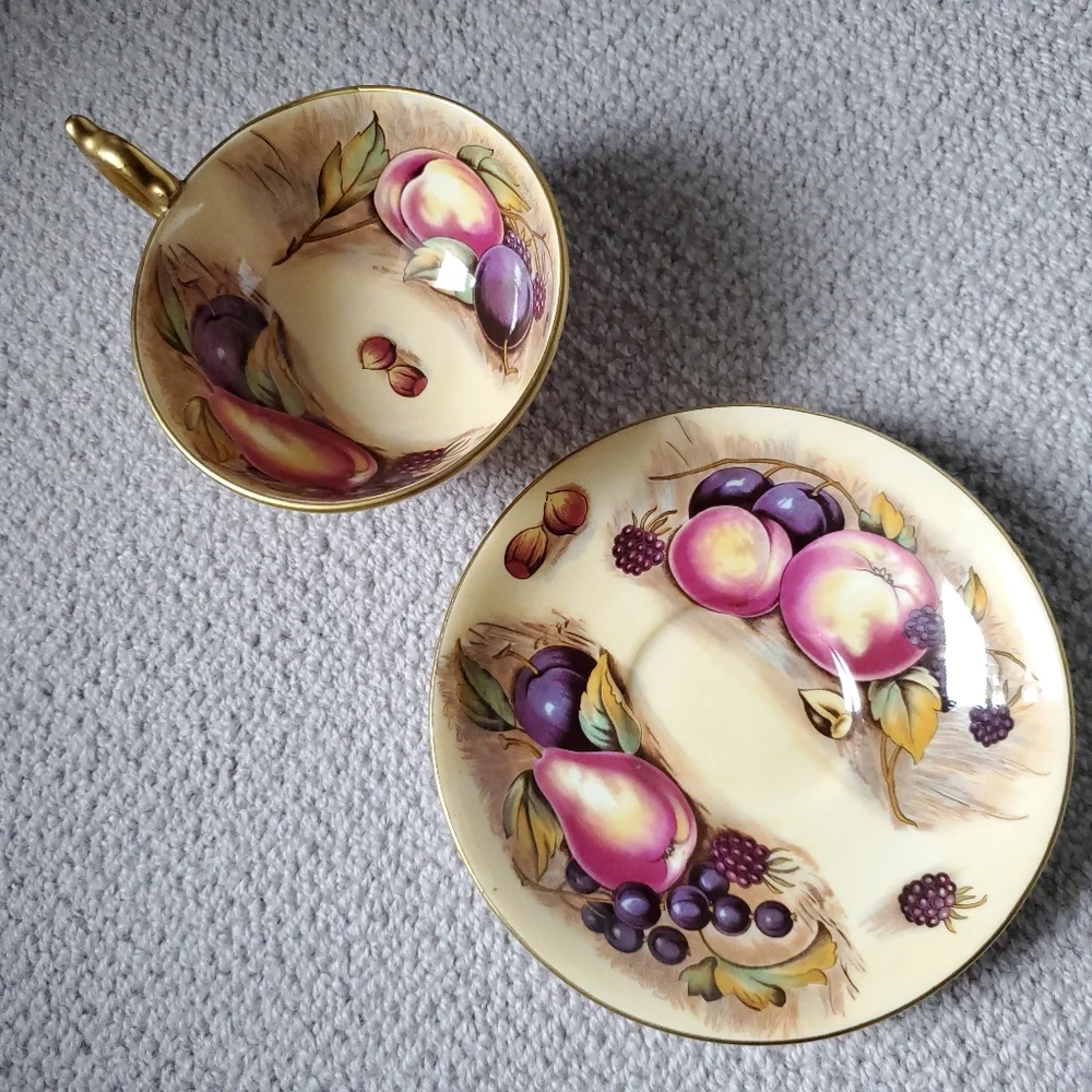Aynsley Fine English Bone China Orchard Gold Teacup and Saucer